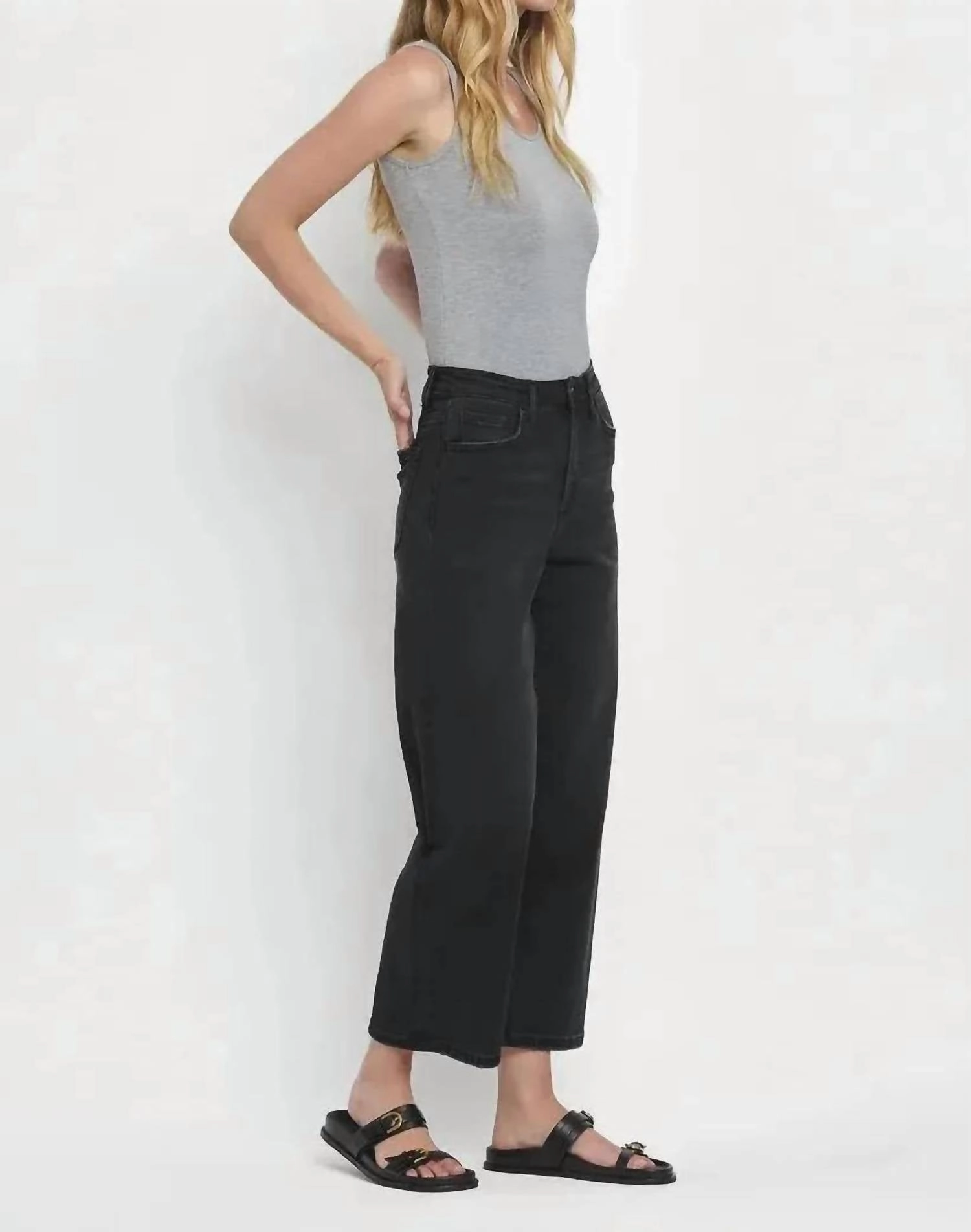 Kate Wide Barrel Jeans In Black