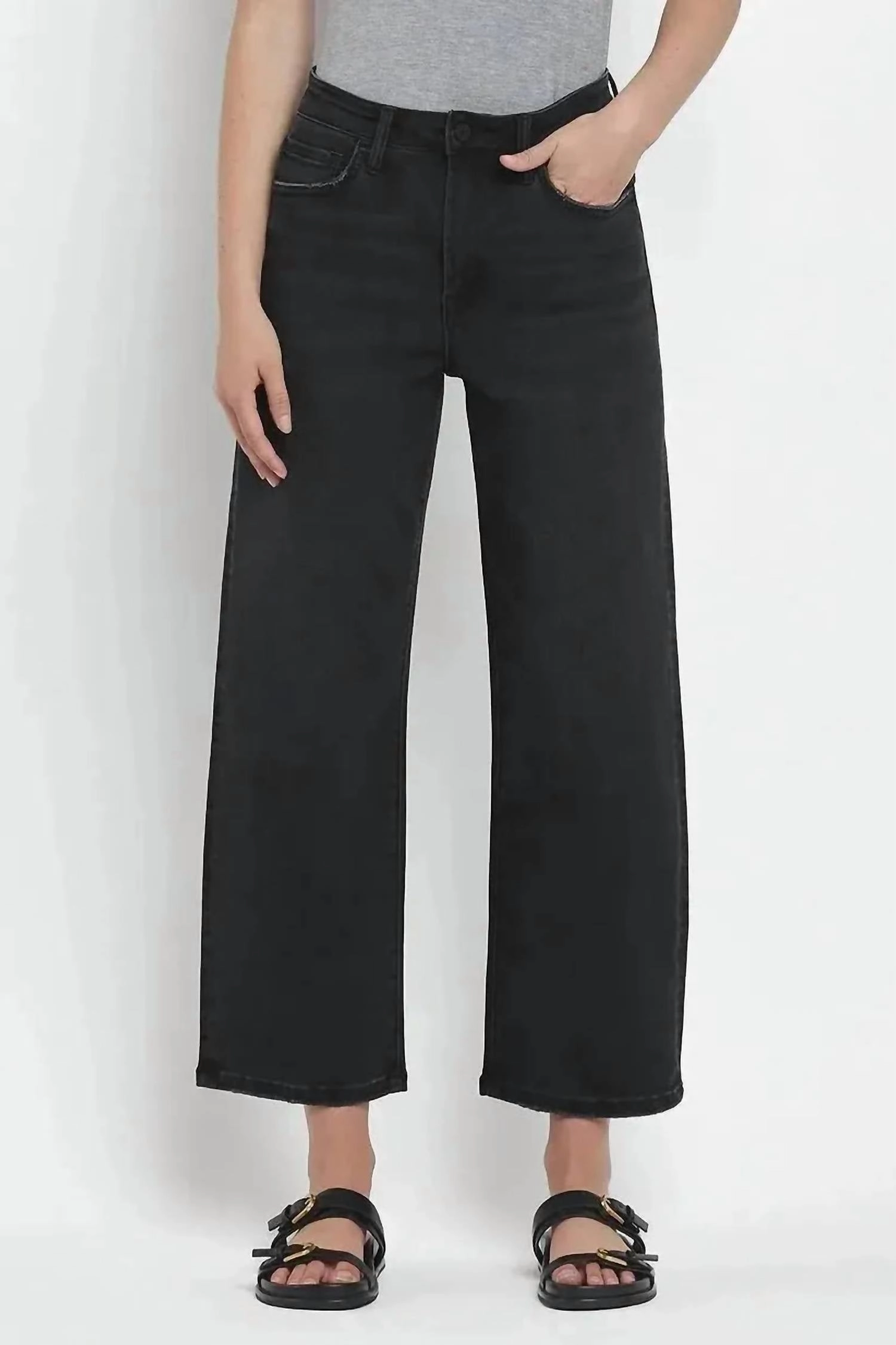 Kate Wide Barrel Jeans In Black