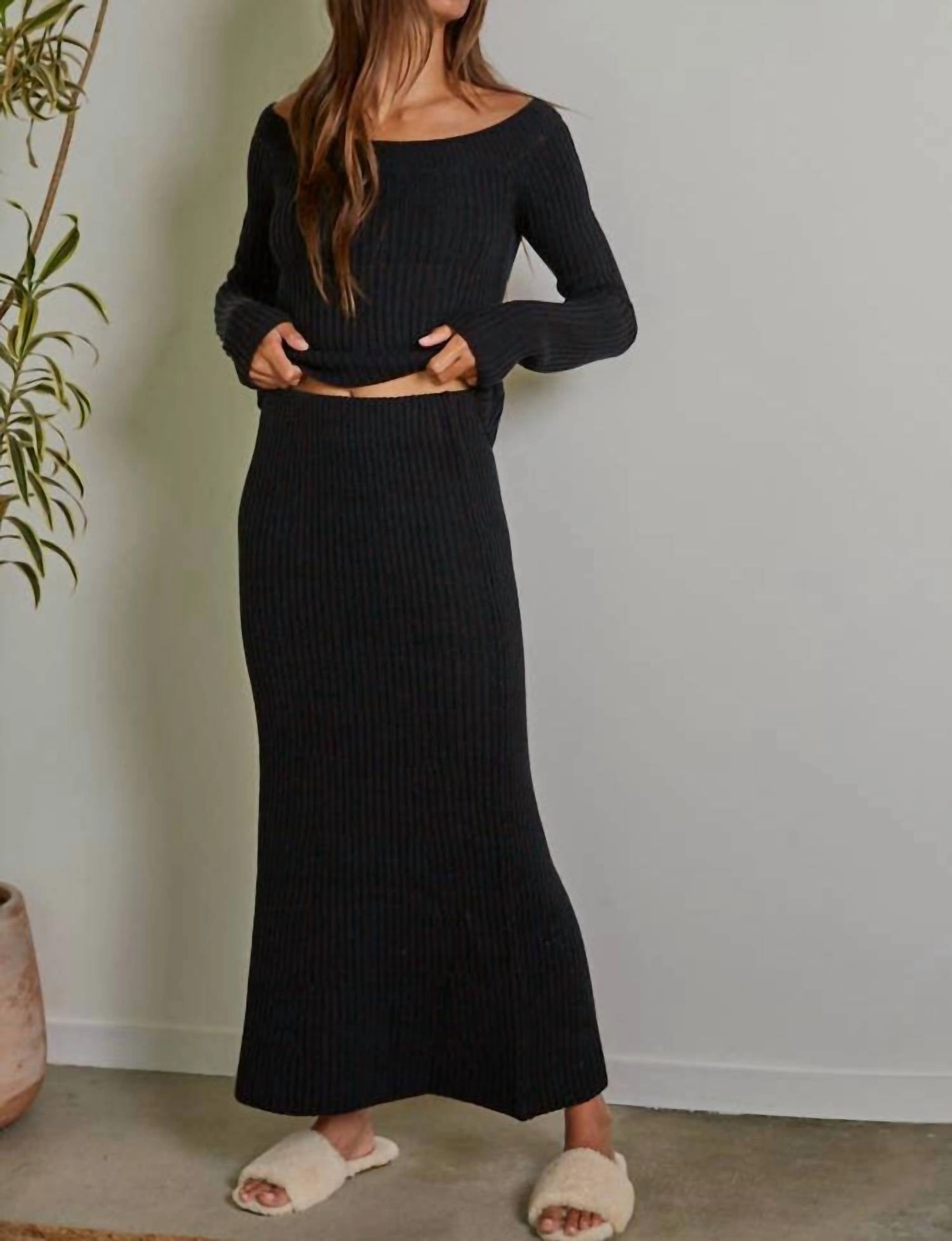 Knit Waist Flare Midi Skirt In Black