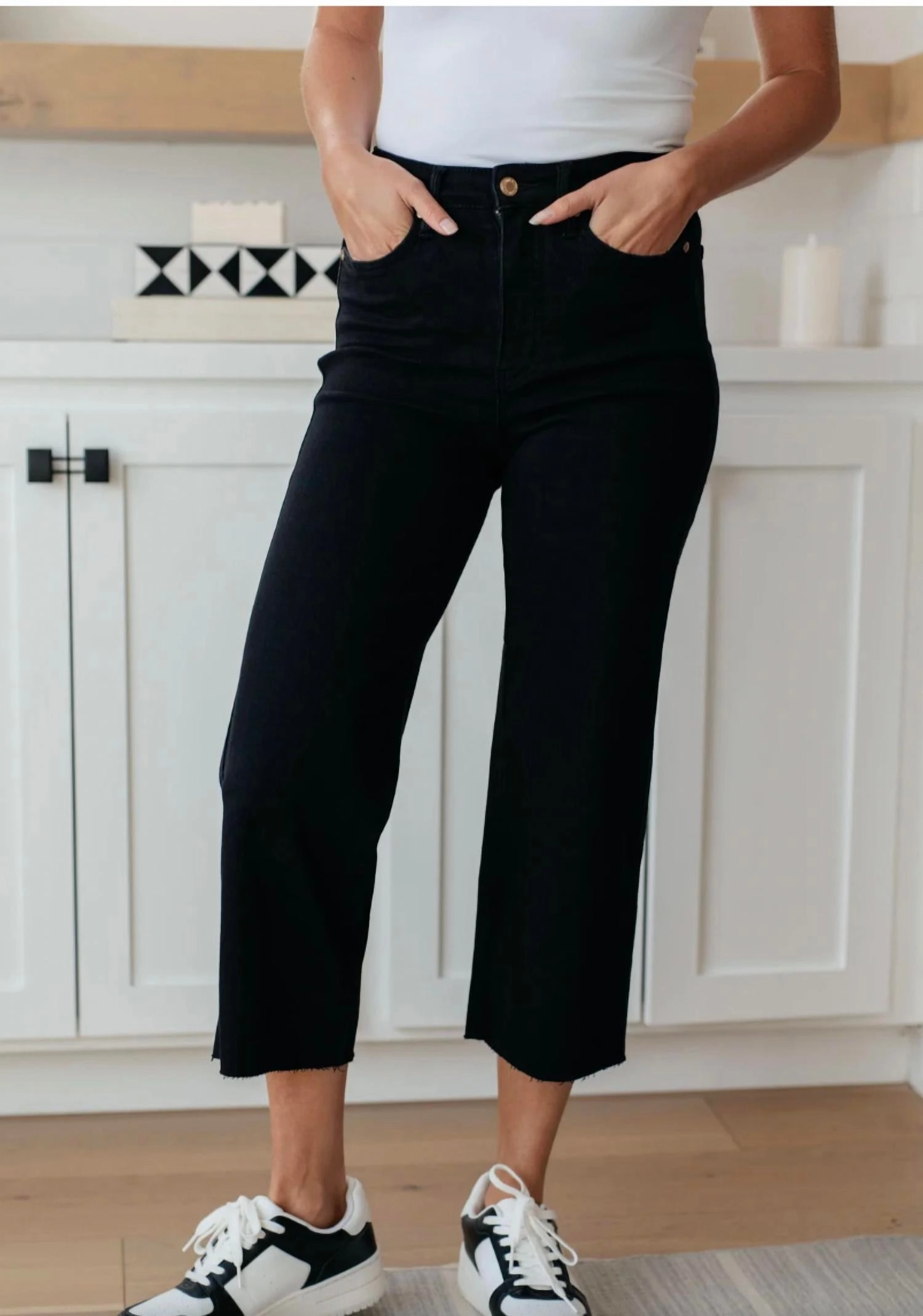 Lizzy High Rise Control Top Jeans In Black