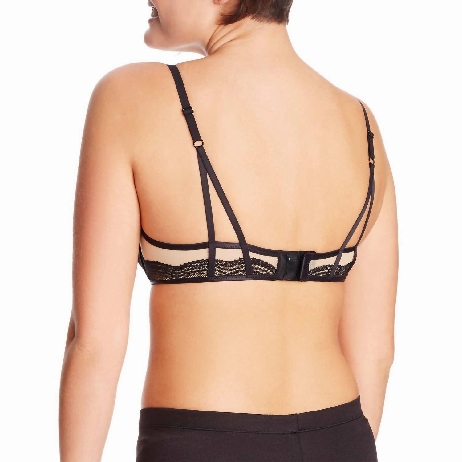 Love The Lift Smoothing Demi Lace Bra In Black Body / Beige Lining