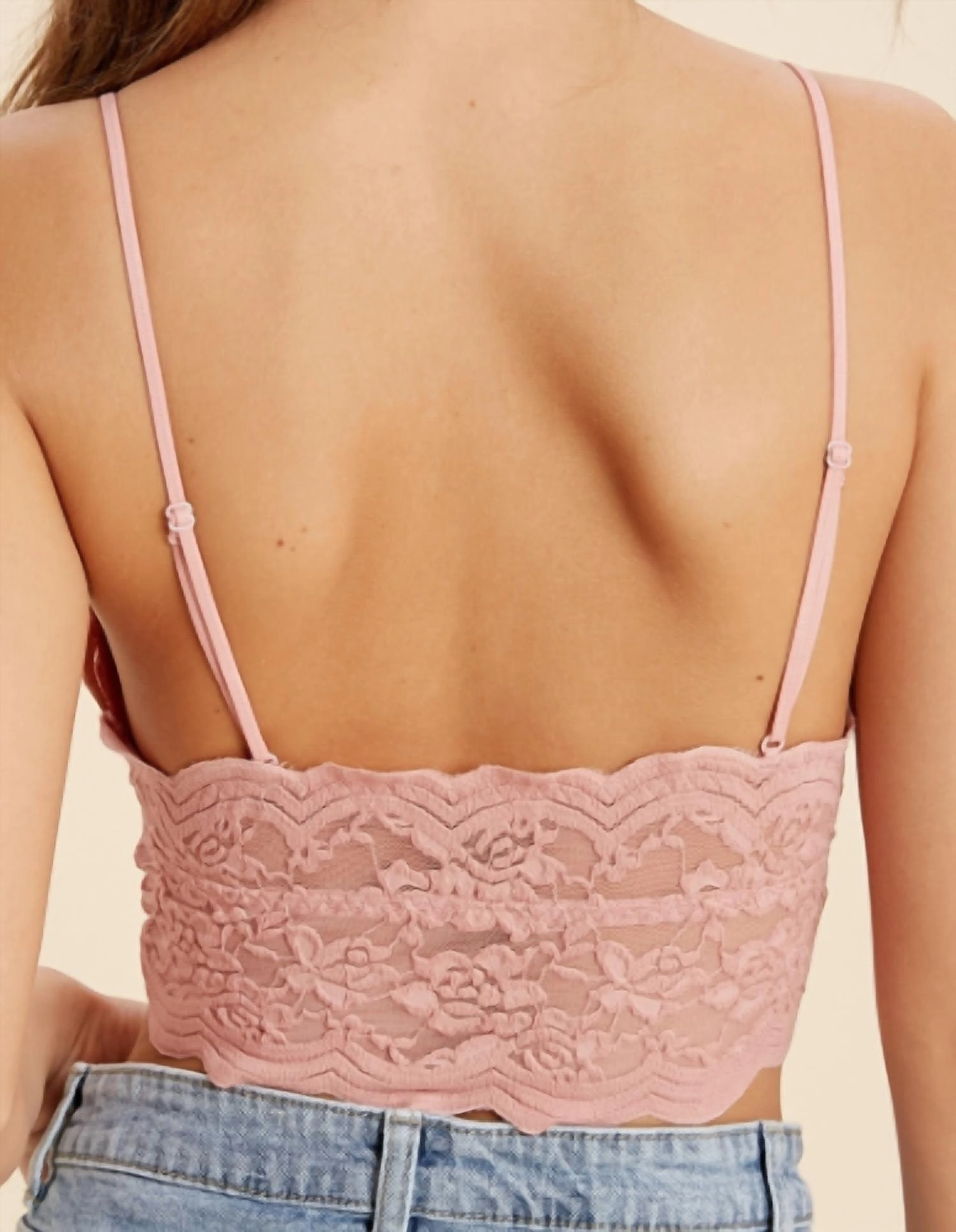 Lovely Scalloped Lace Bralette In Mauve
