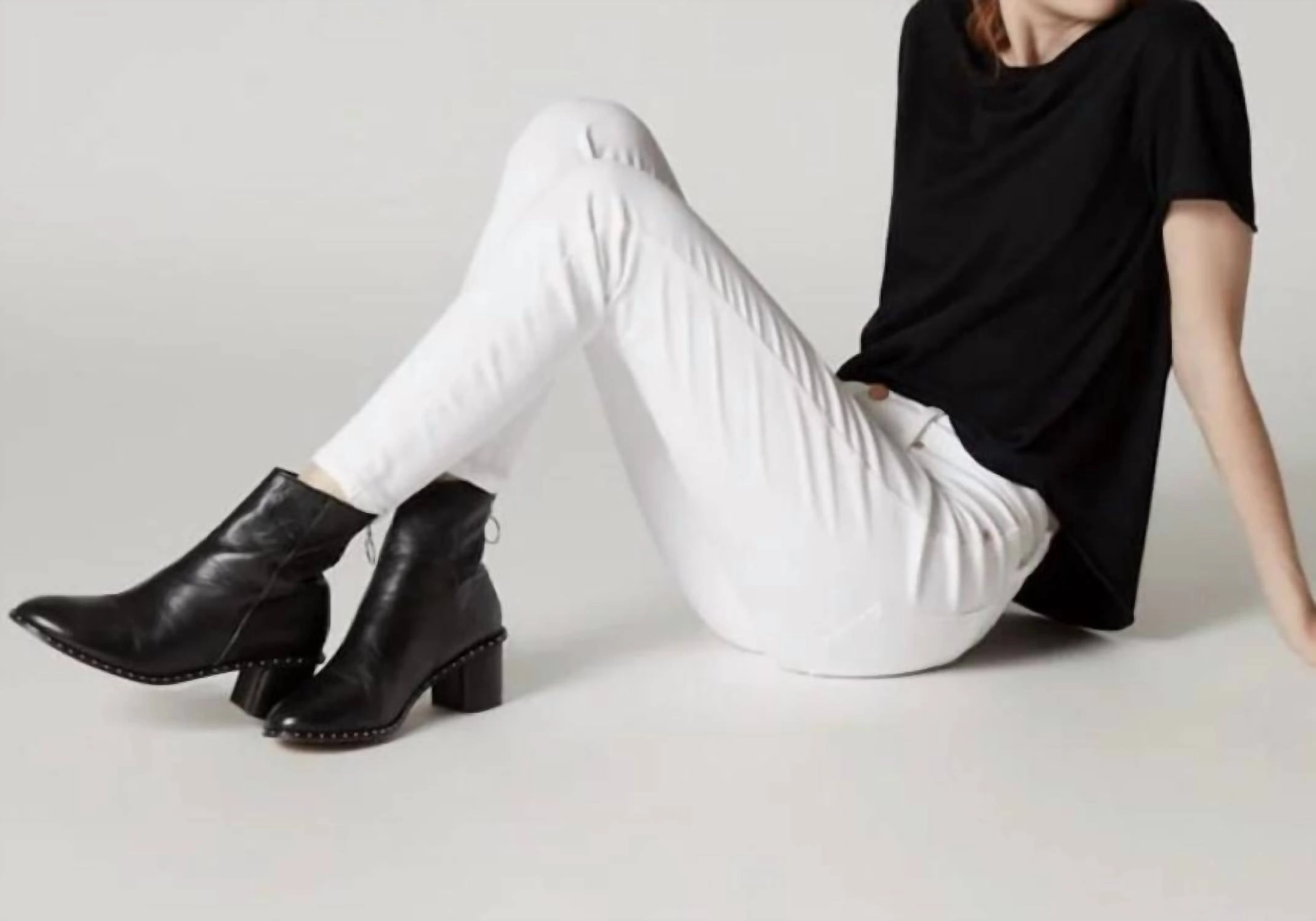 Low Rise Skinny Jeans In Great White