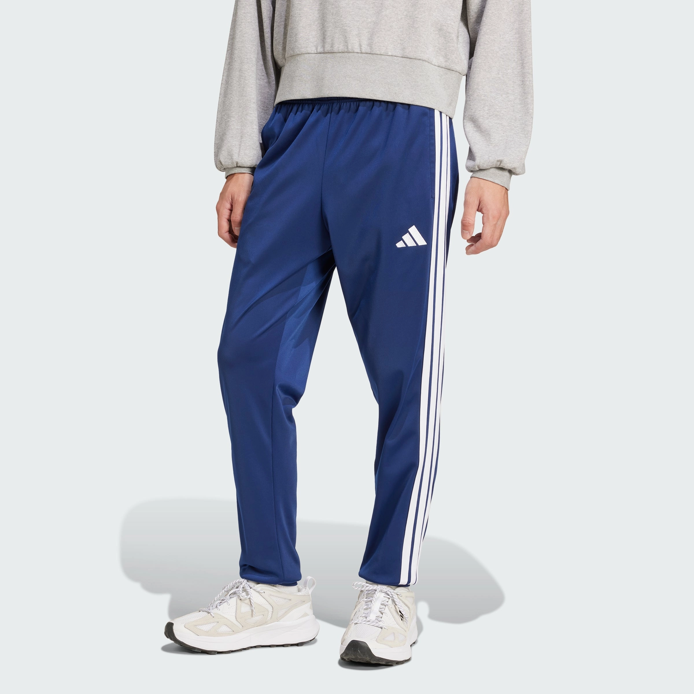 Men's adidas 3-Stripes Tricot Regular Tapered Track Pants