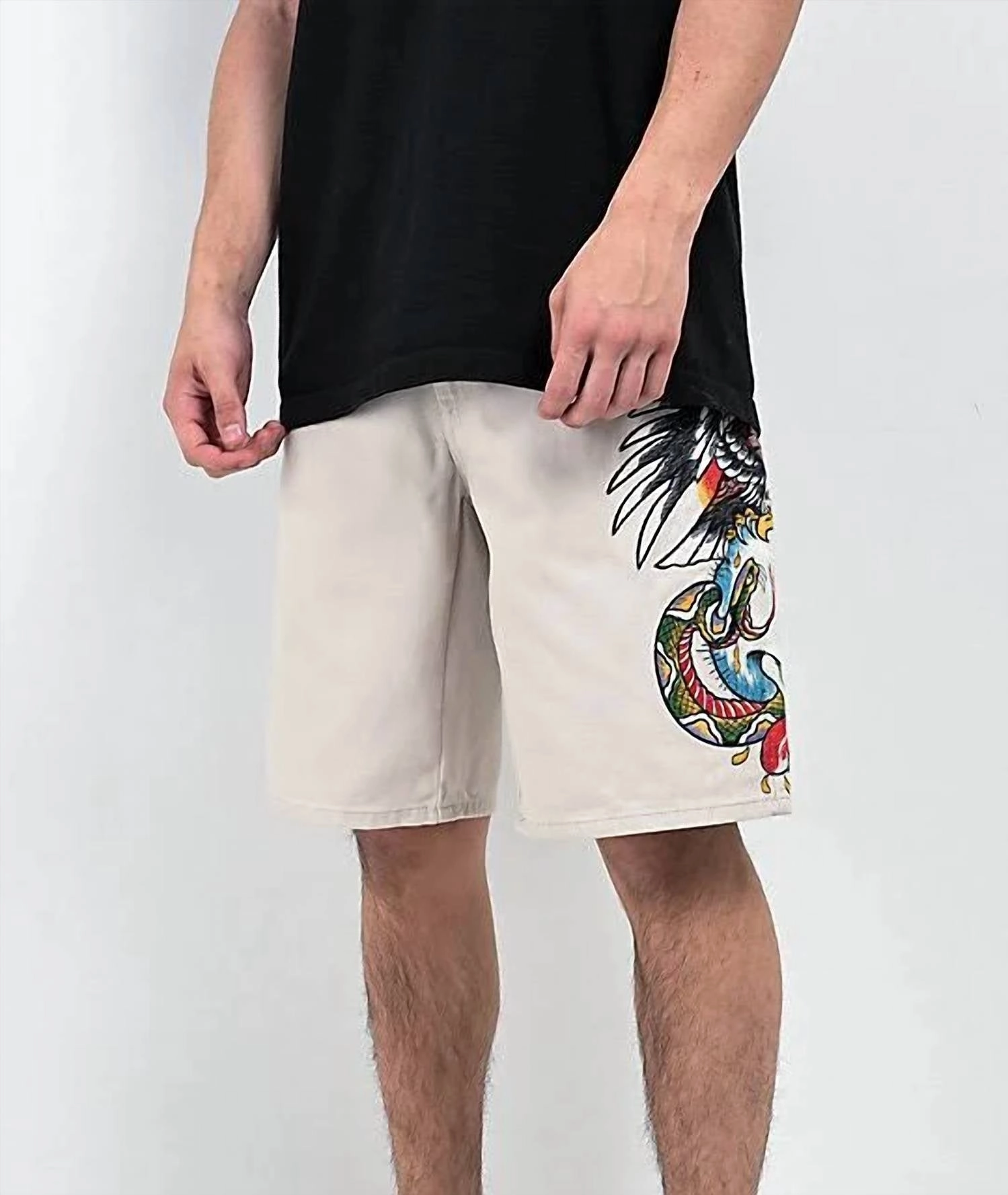 Men's Battle Skull Skater Short In Khaki