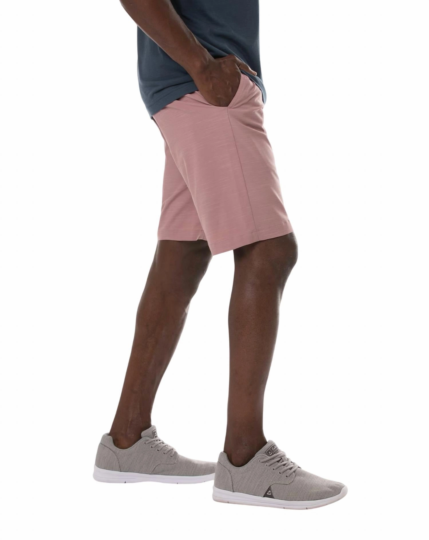 Men's On A Boat Short In Heather Ruby Wine