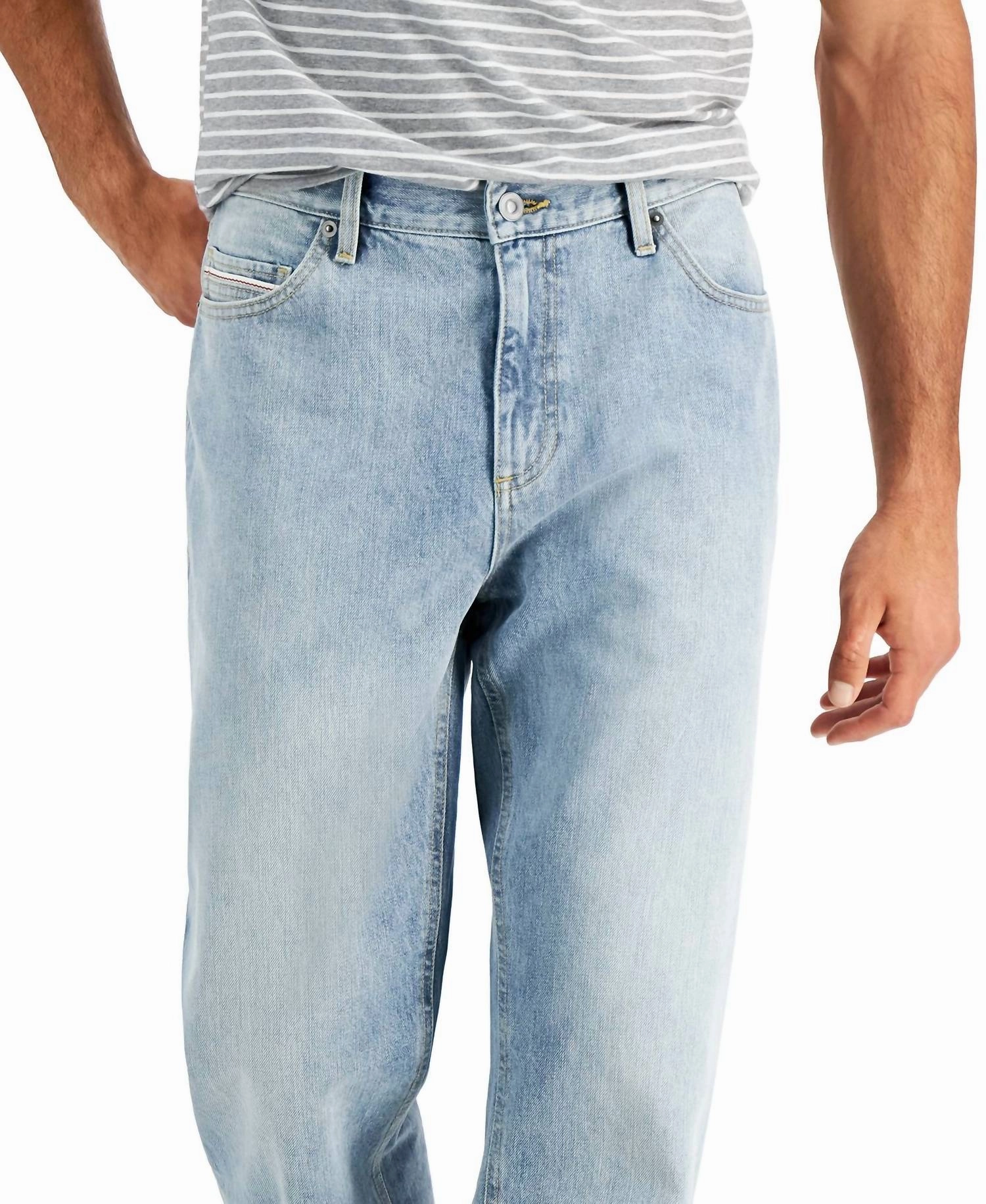Men's Straight Fit Jeans In Blue