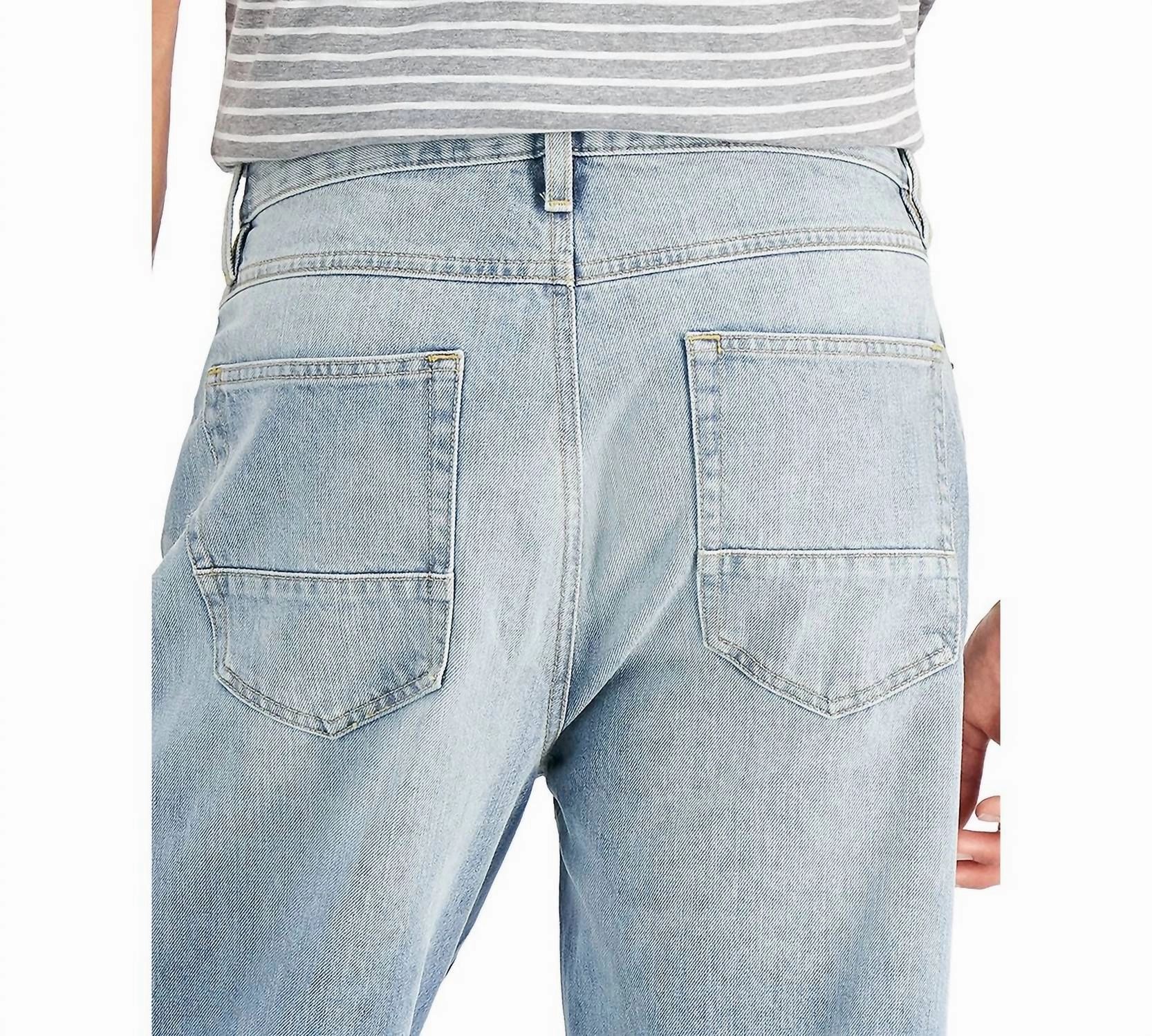 Men's Straight Fit Jeans In Blue