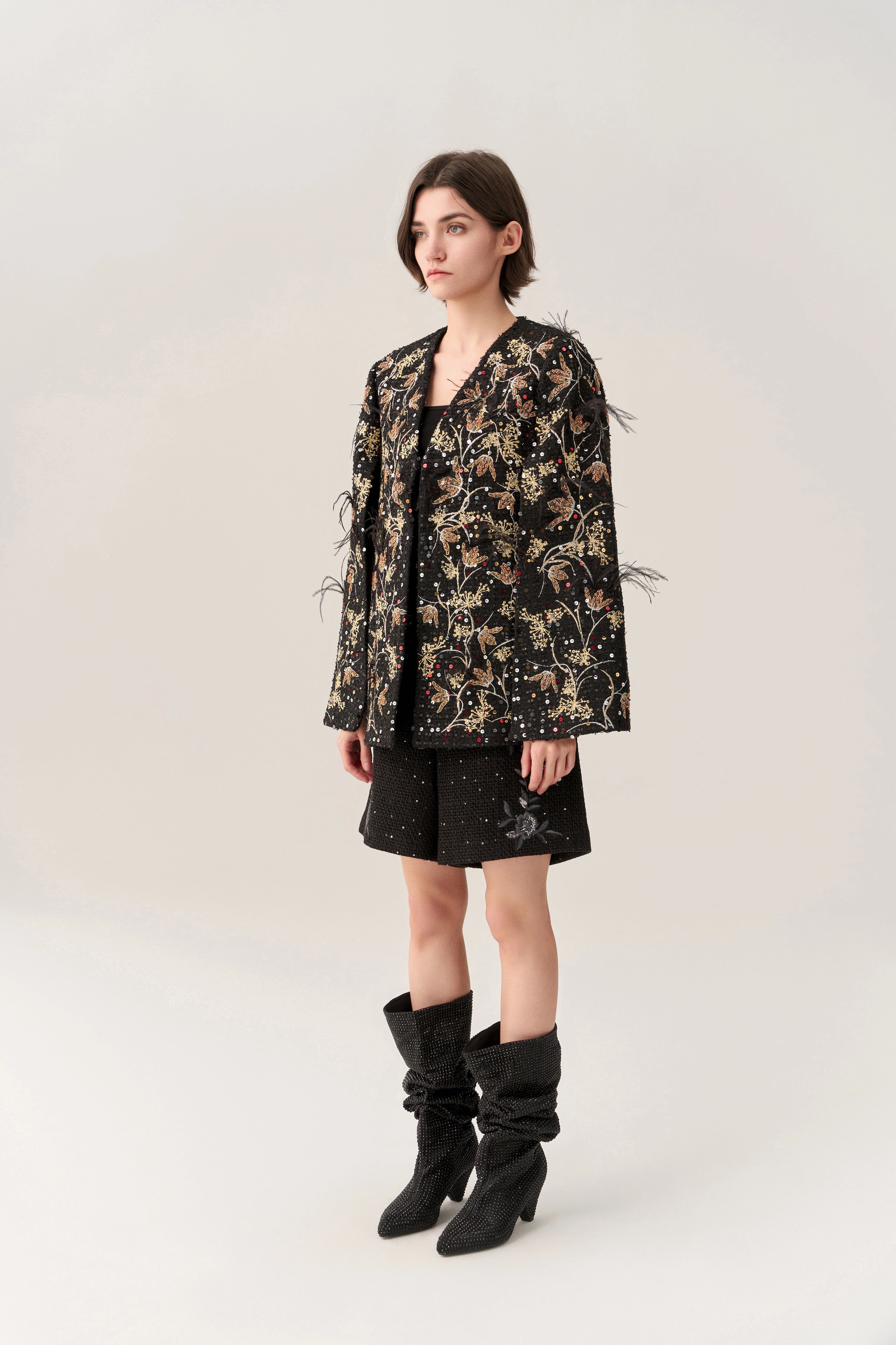 Motif-embroidered Prestige Luxe Oriental Cape