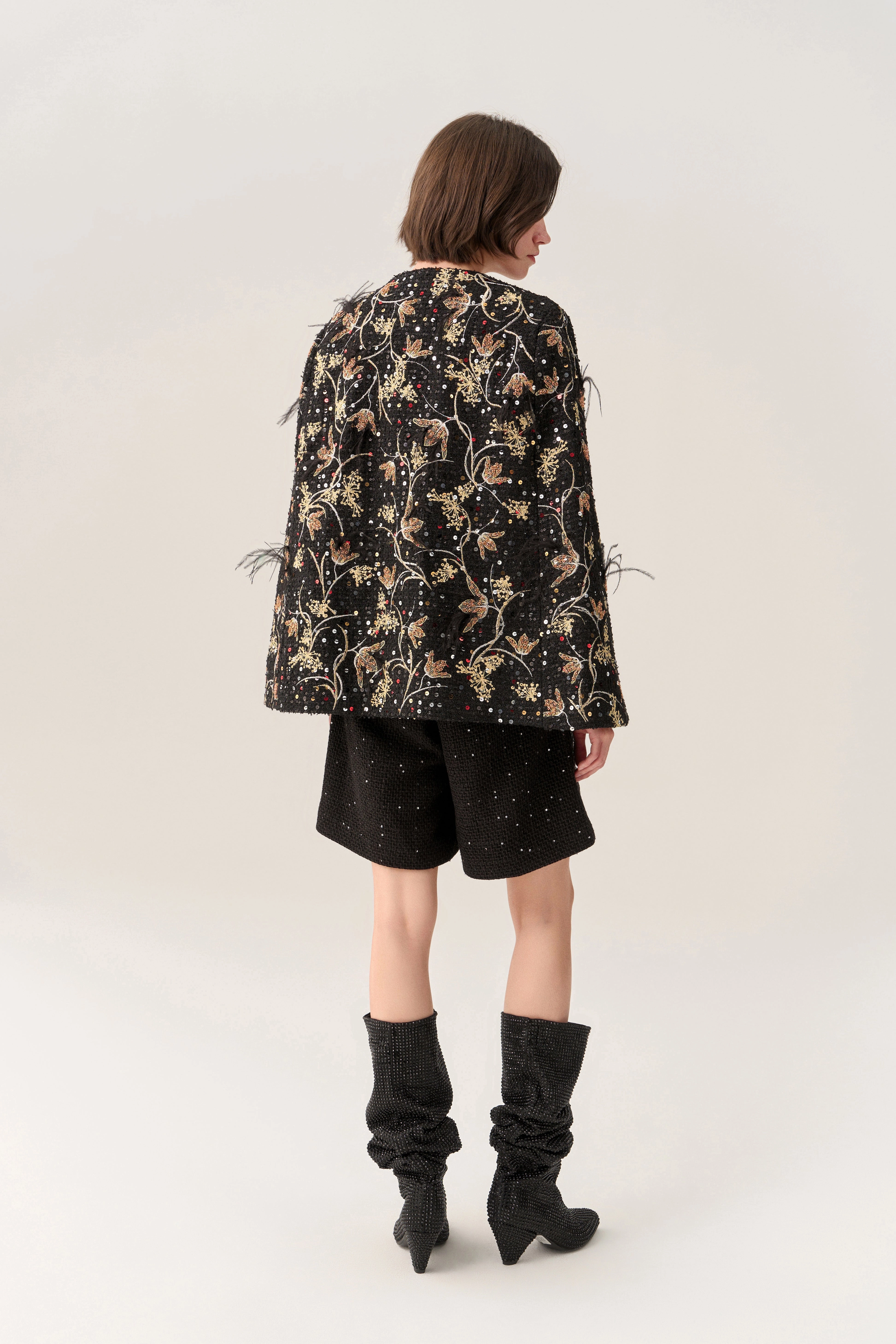 Motif-embroidered Prestige Luxe Oriental Cape