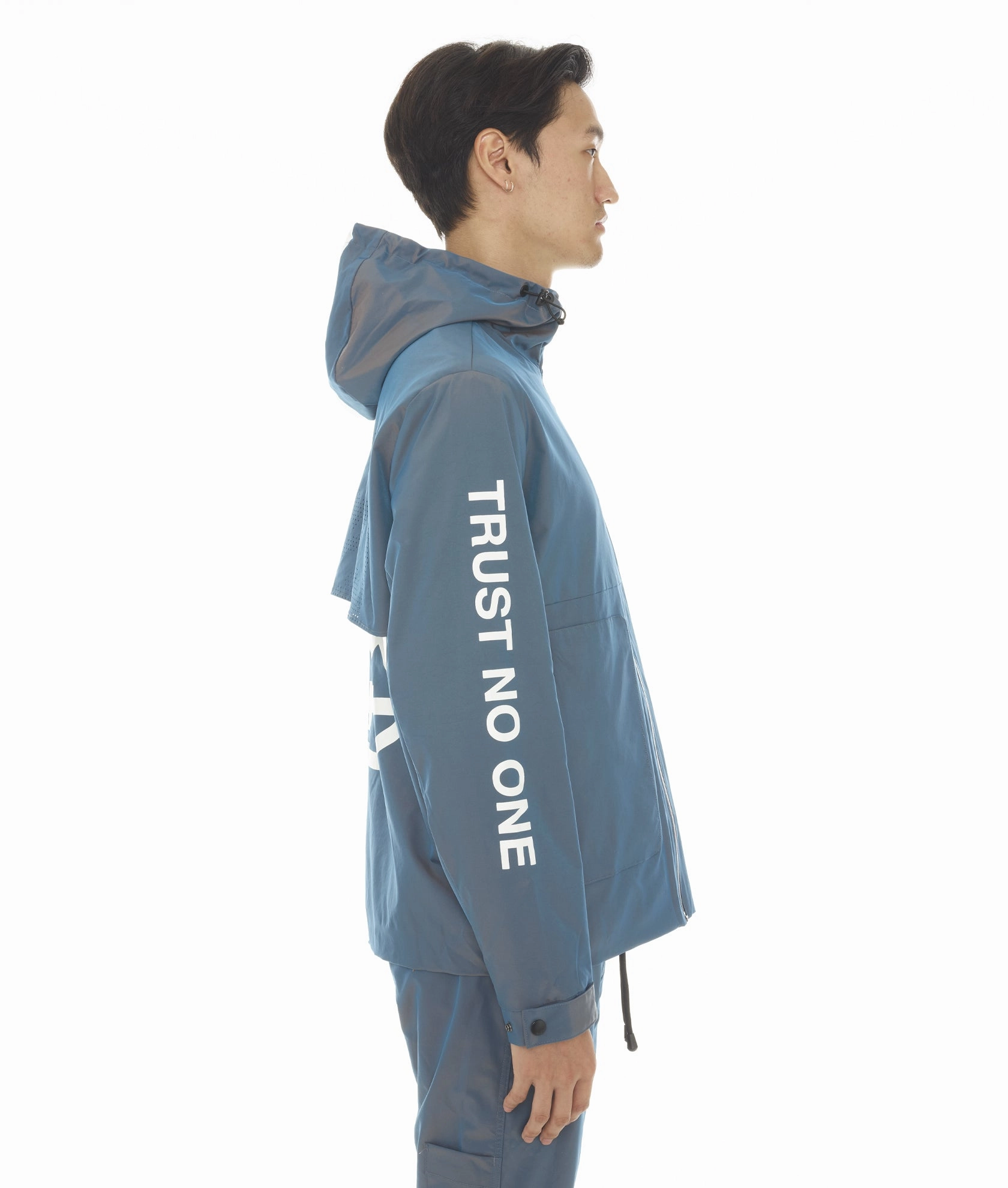 NYLON JACKET IN SEAFOAM