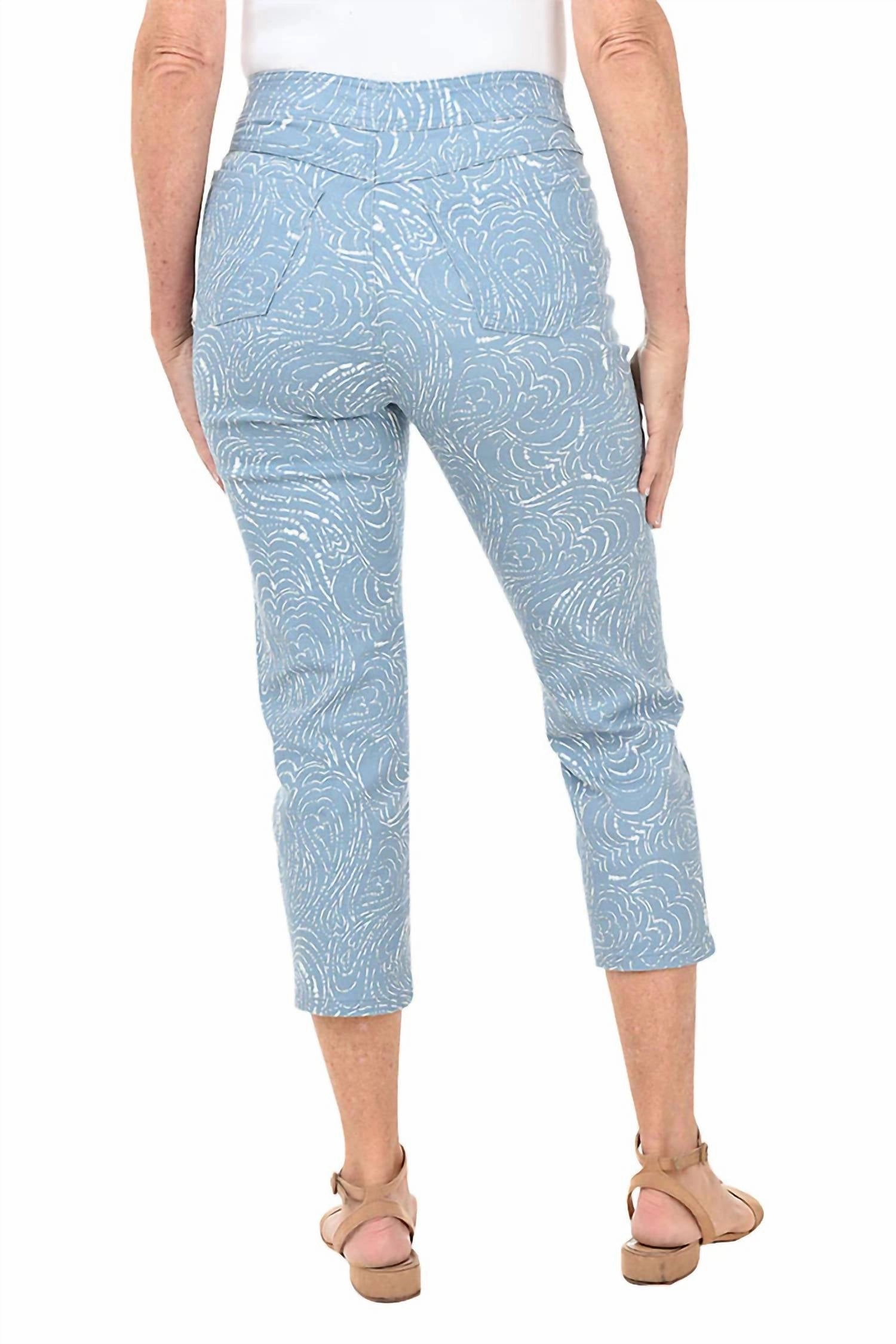 Pull-On Slim Crop Jeans In Blue/white