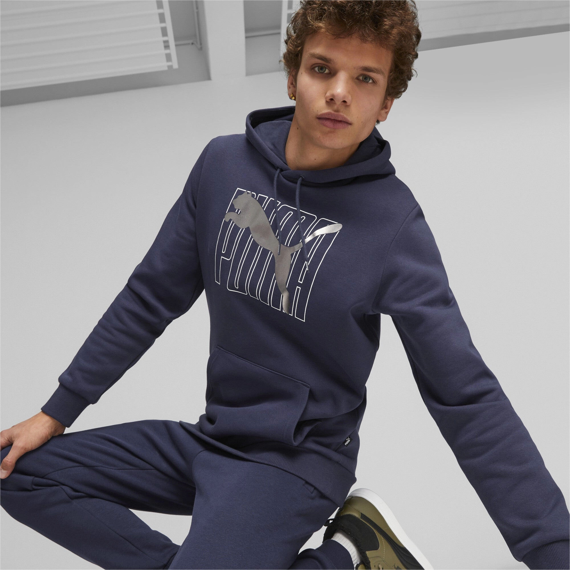 PUMA Men's ESS  Logo Lab Hoodie