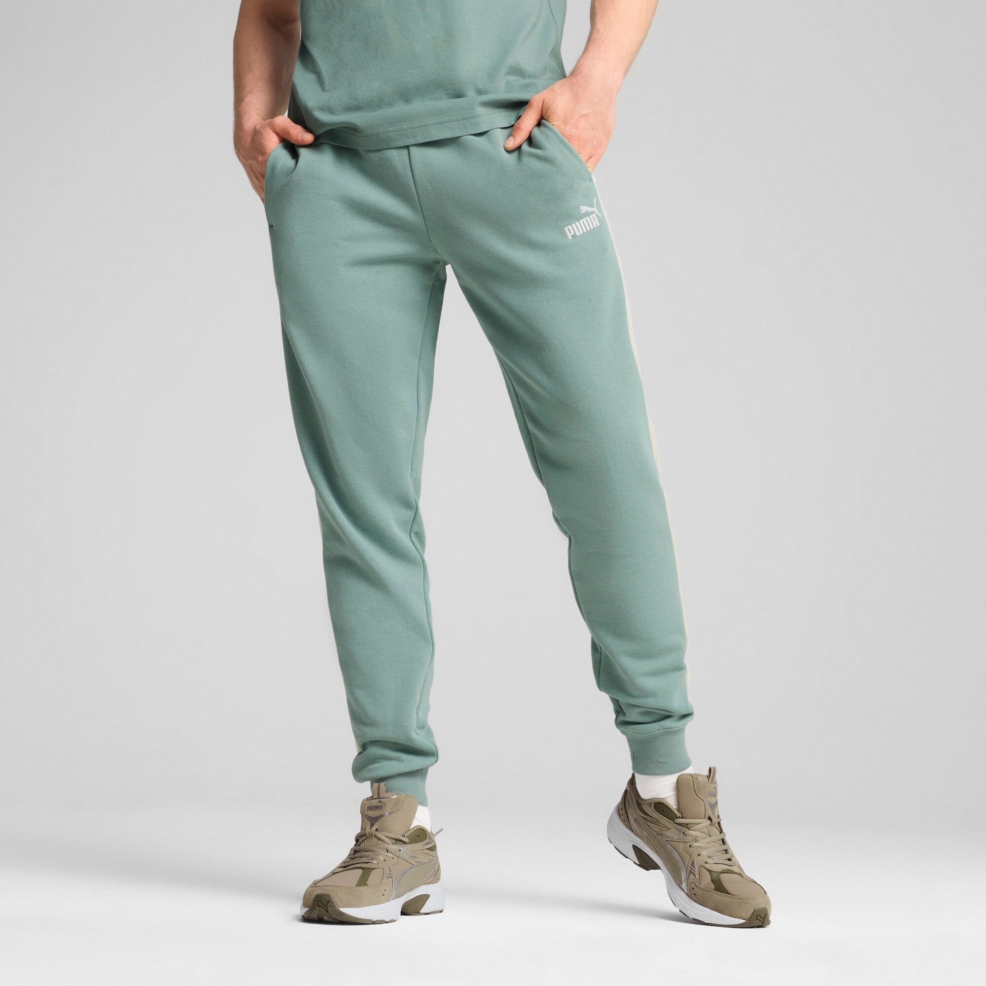 PUMA Men's Essentials Block Sweatpants Men