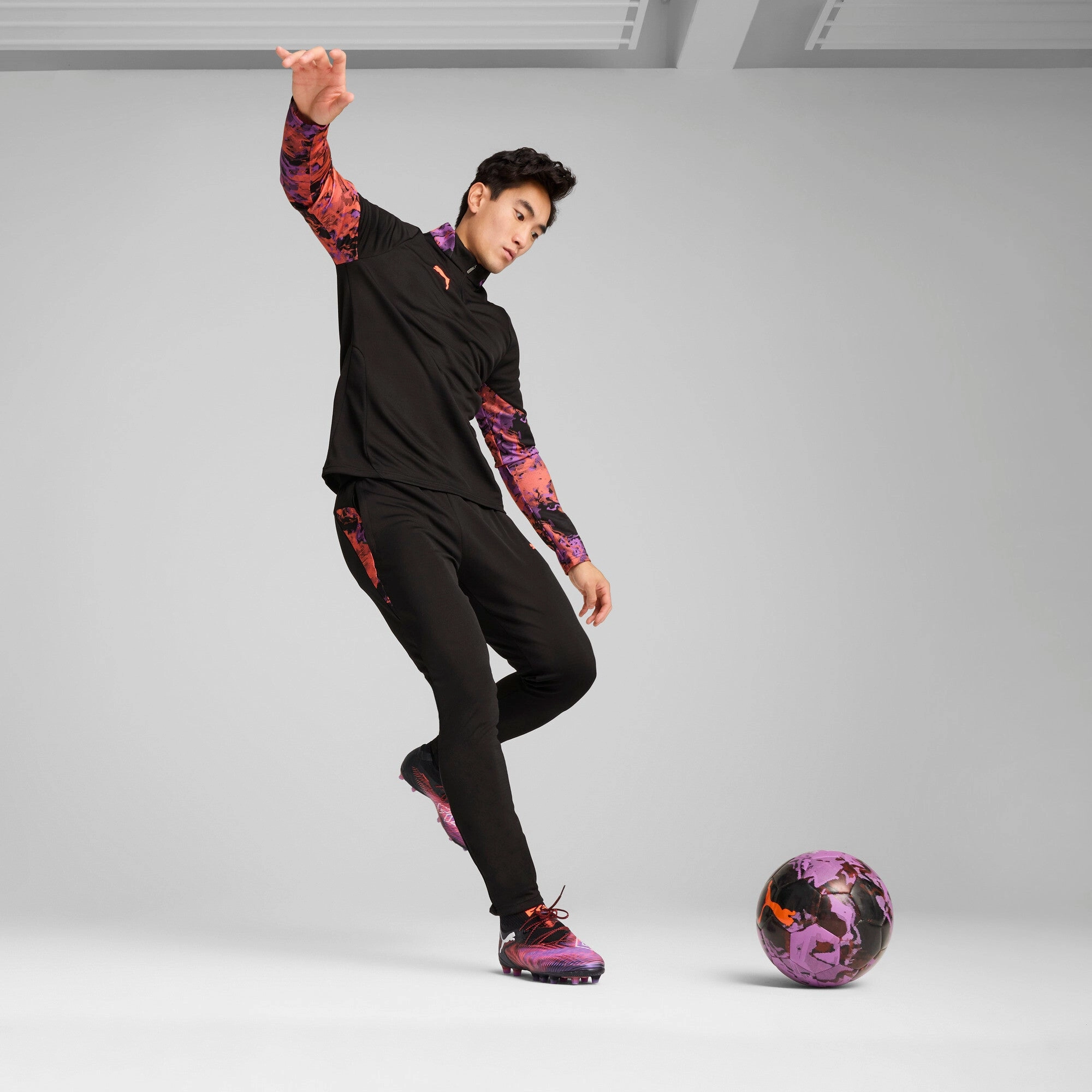 PUMA Men's IndividualCUP Quarter-Zip Soccer Top