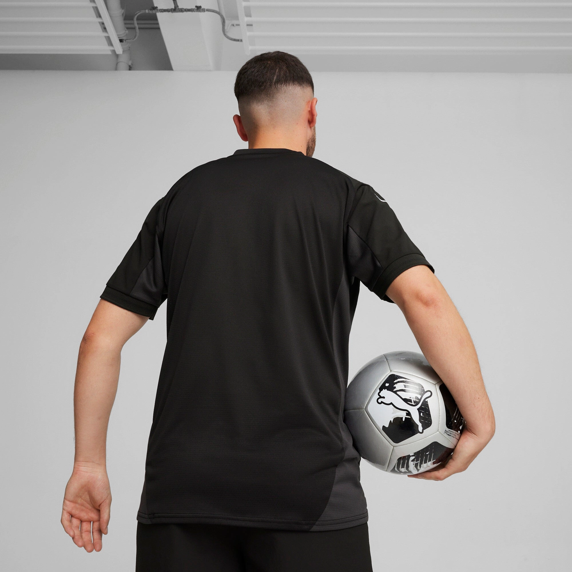 PUMA Men's teamFINAL Soccer Jersey