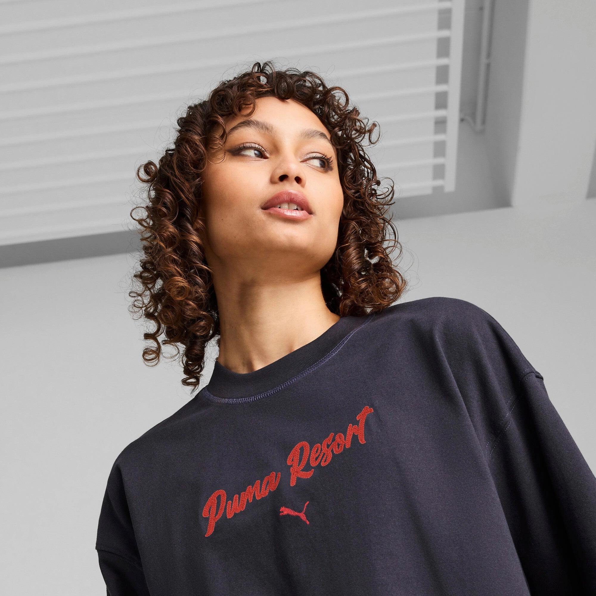 PUMA PREMIUM ESSENTIALS Oversized Graphic Tee
