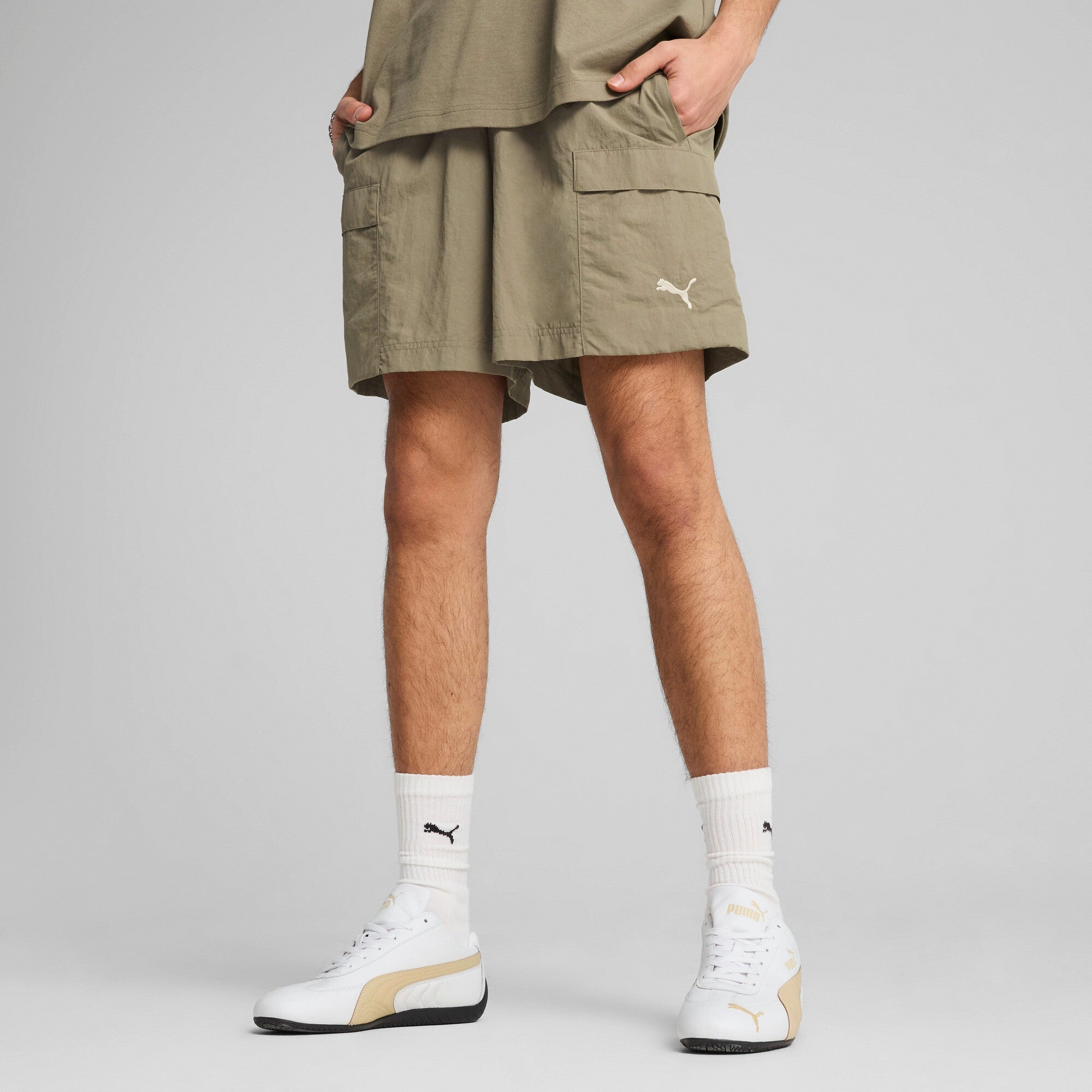 PUMA WARDROBE ESSENTIALS Men's Relaxed 6" Cargo Shorts