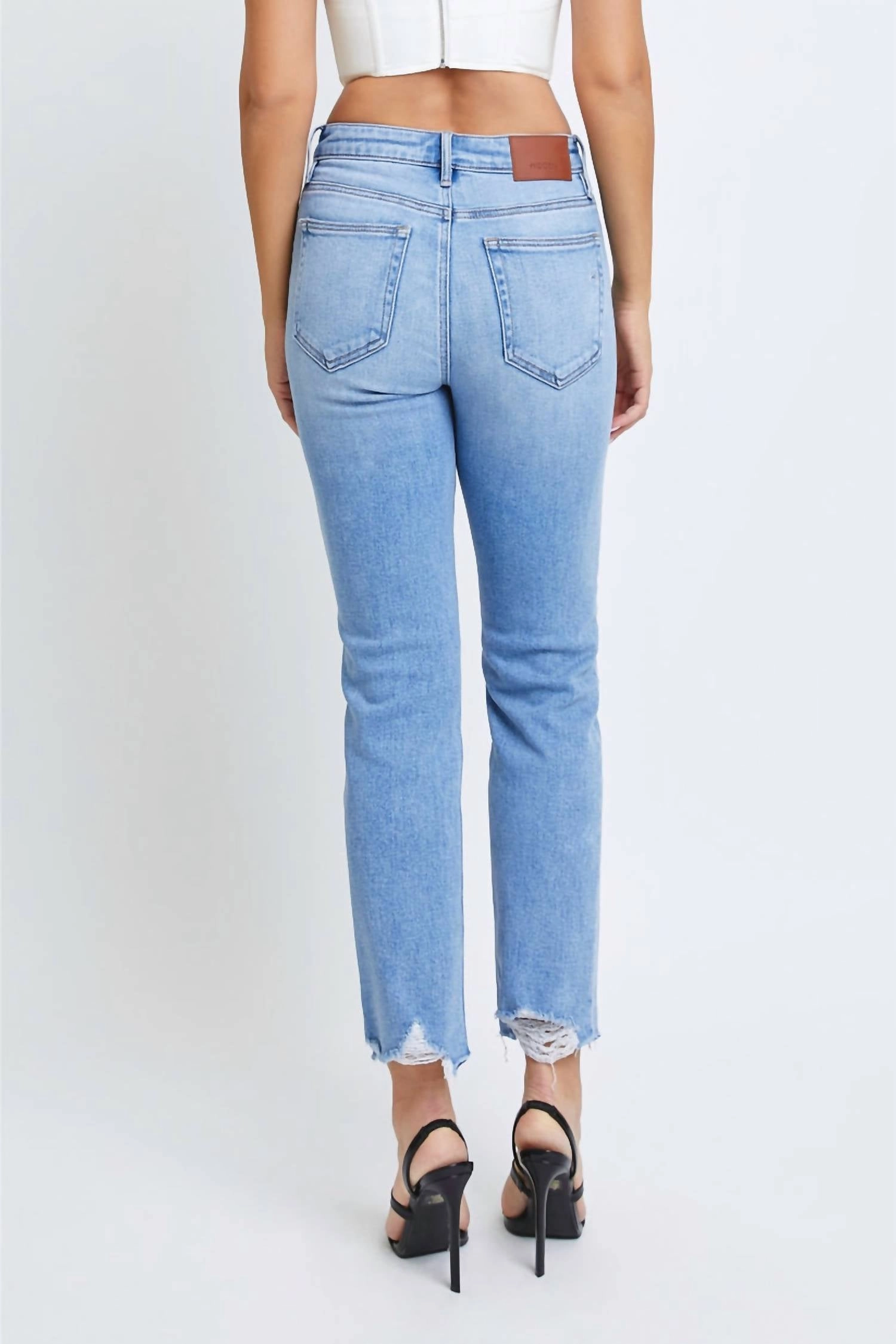 Quinn Crop Cigarette Fit Jean In Medium Light Wash