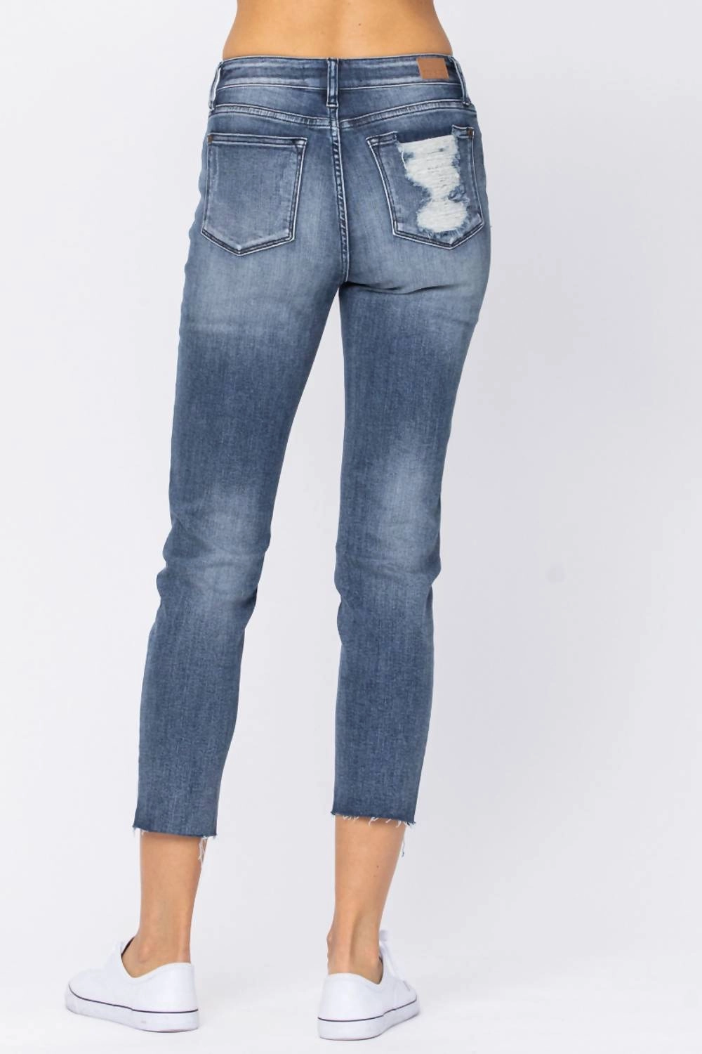 Raw Hem Jeans In Medium Wash