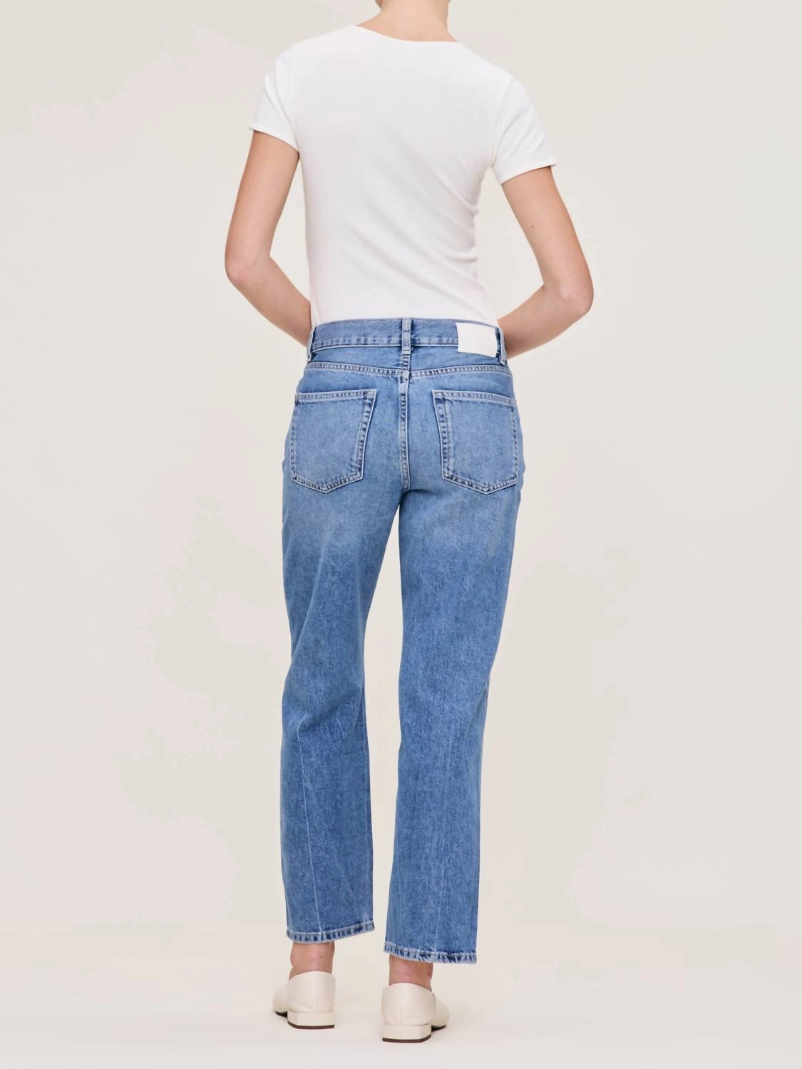 Romie Slim Straight Jeans In Meadow Lake