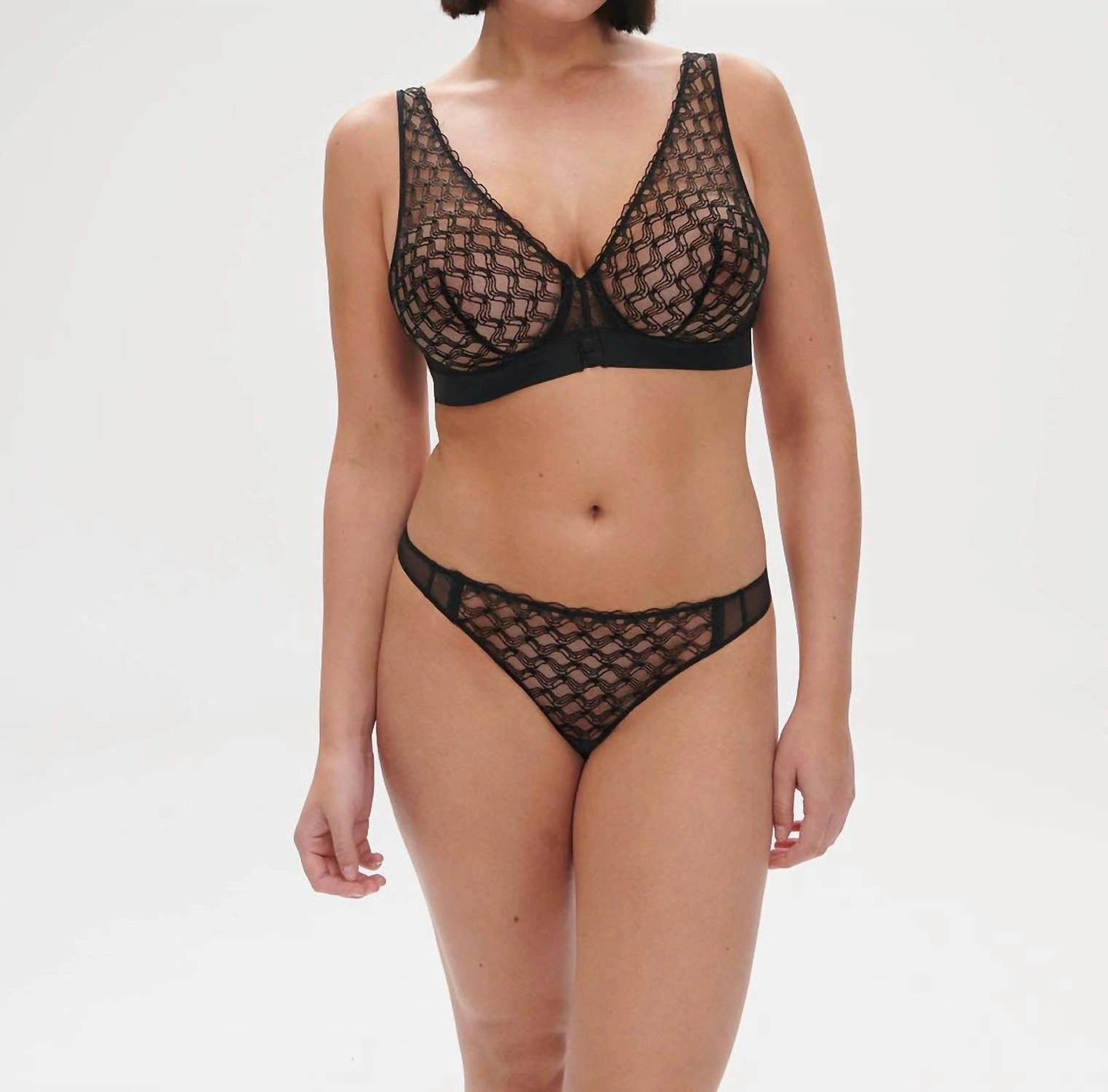 Rose Underwire Triangle In Black