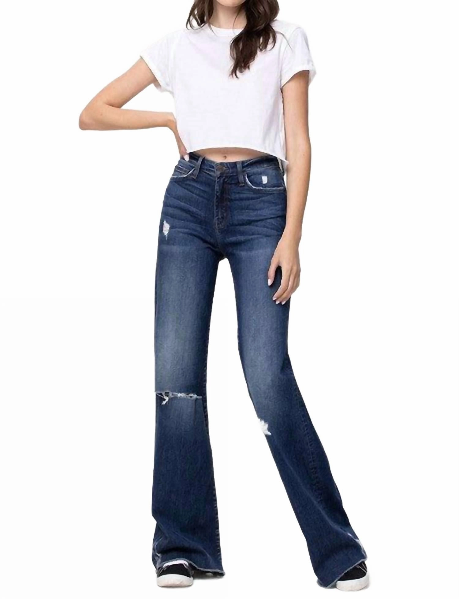 Sanity Distressed Jeans In Dark Blue