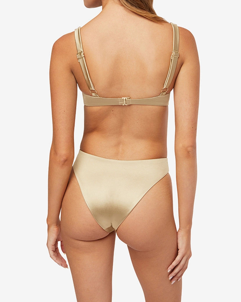 Scoop Underwire Top