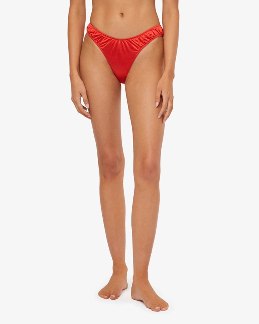 Scrunchie Scoop Bottom