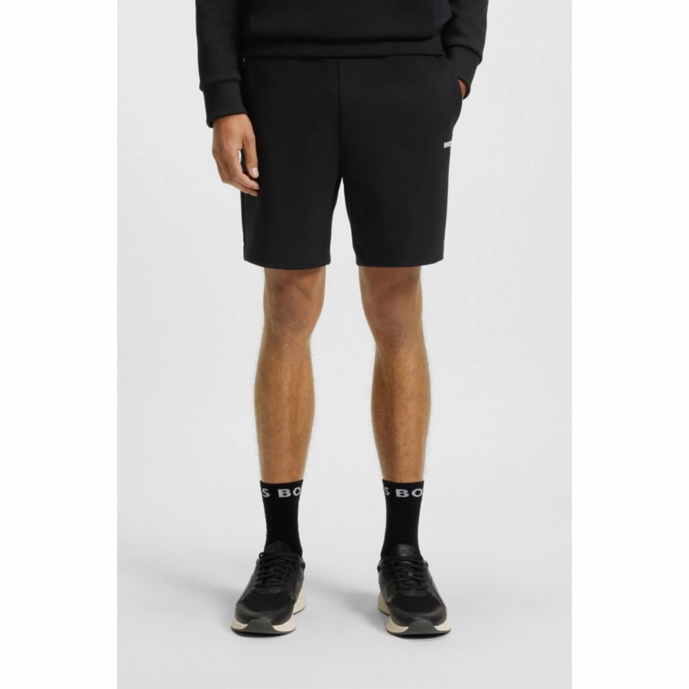 shorts with stripe details