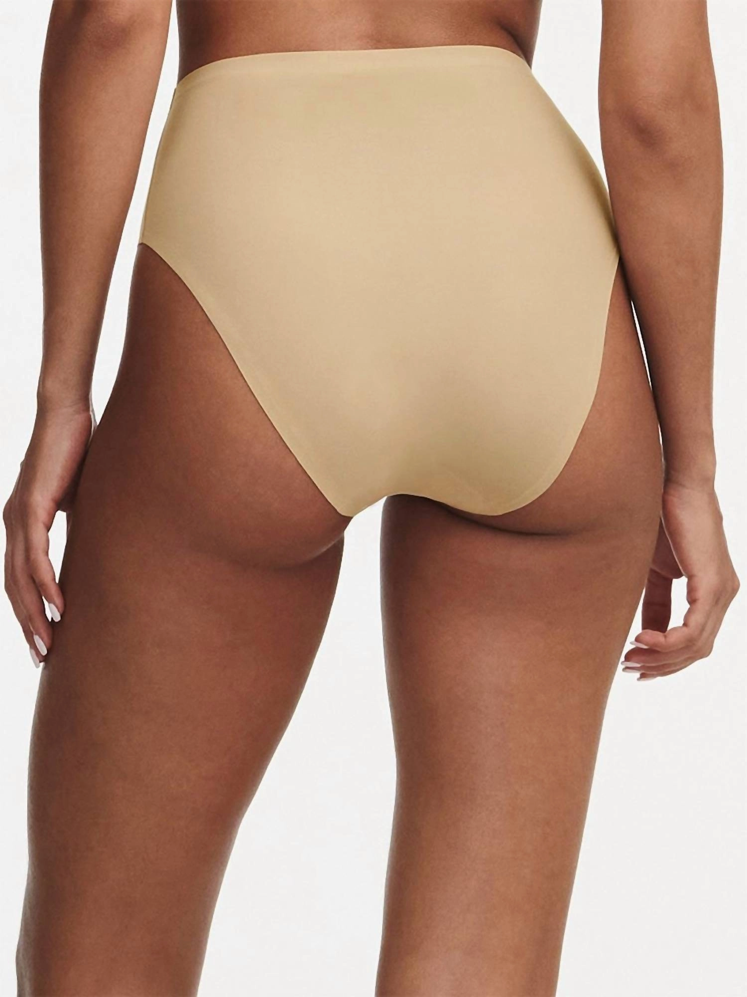 Softstretch Hi Cut Brief In Nude Sand