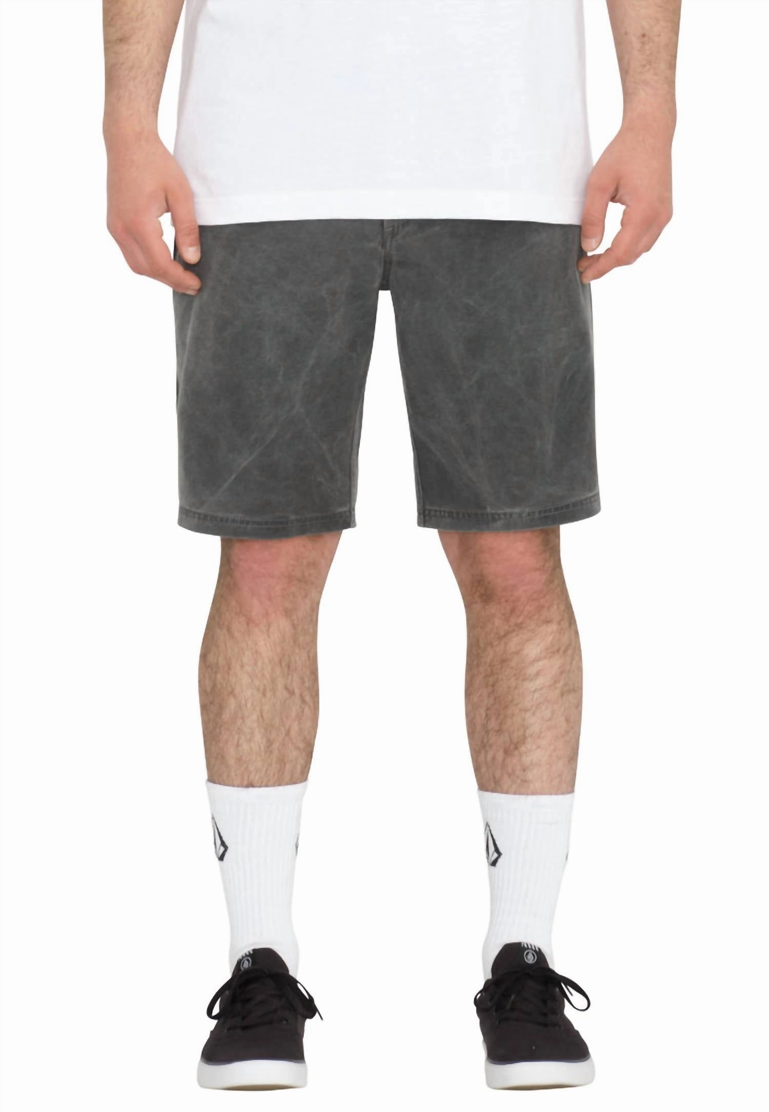 Stone Faded Hybrid 19" Short In Szoty