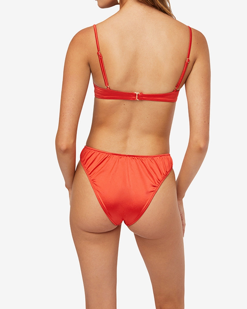 Strapless Ruched Underwire Top