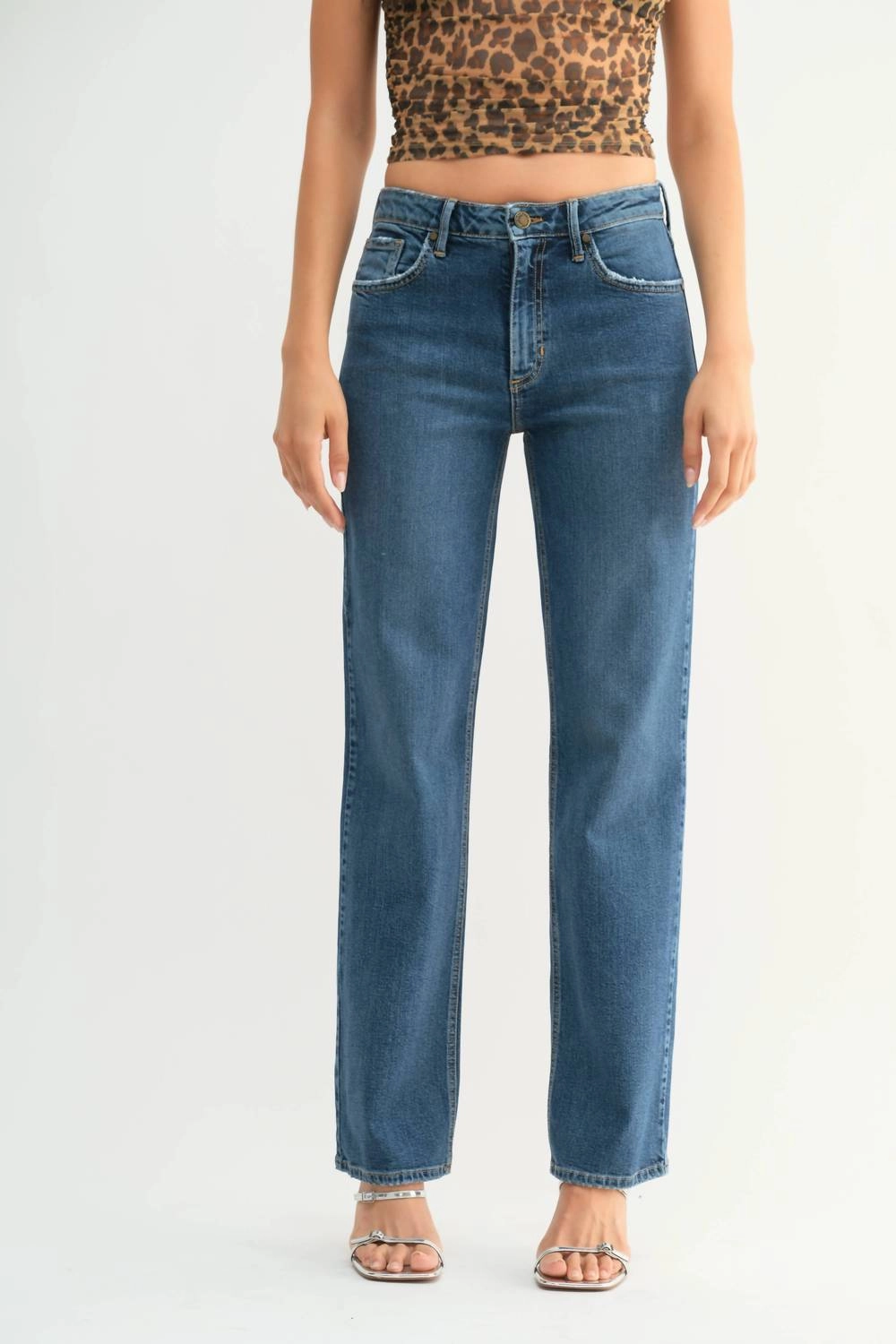 Super Soft 90's Longer Straight In Dark Denim