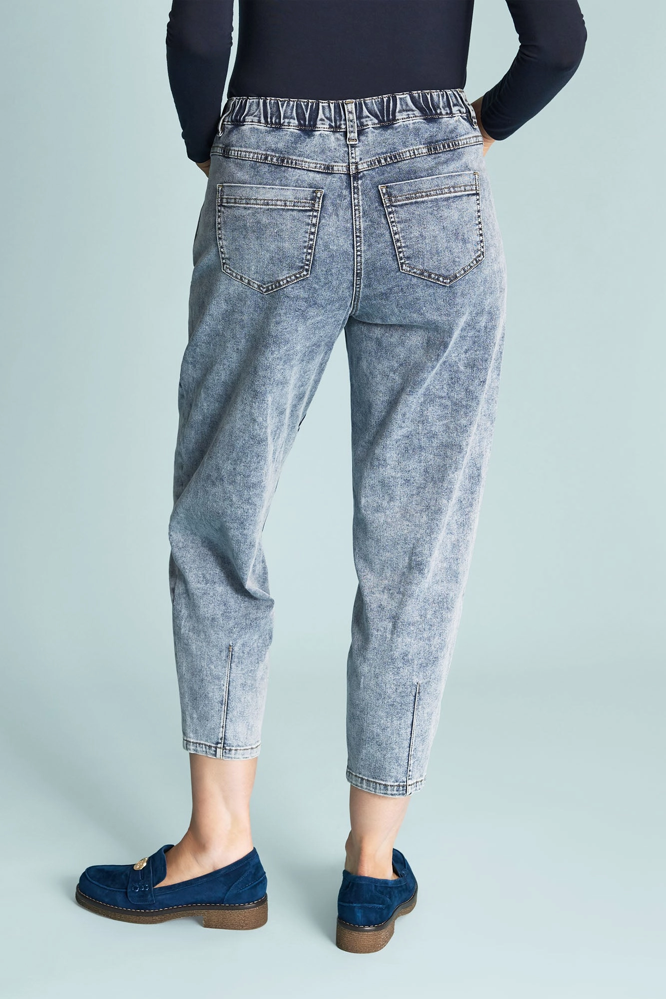 Tapered Leg Jean - Vintage Wash