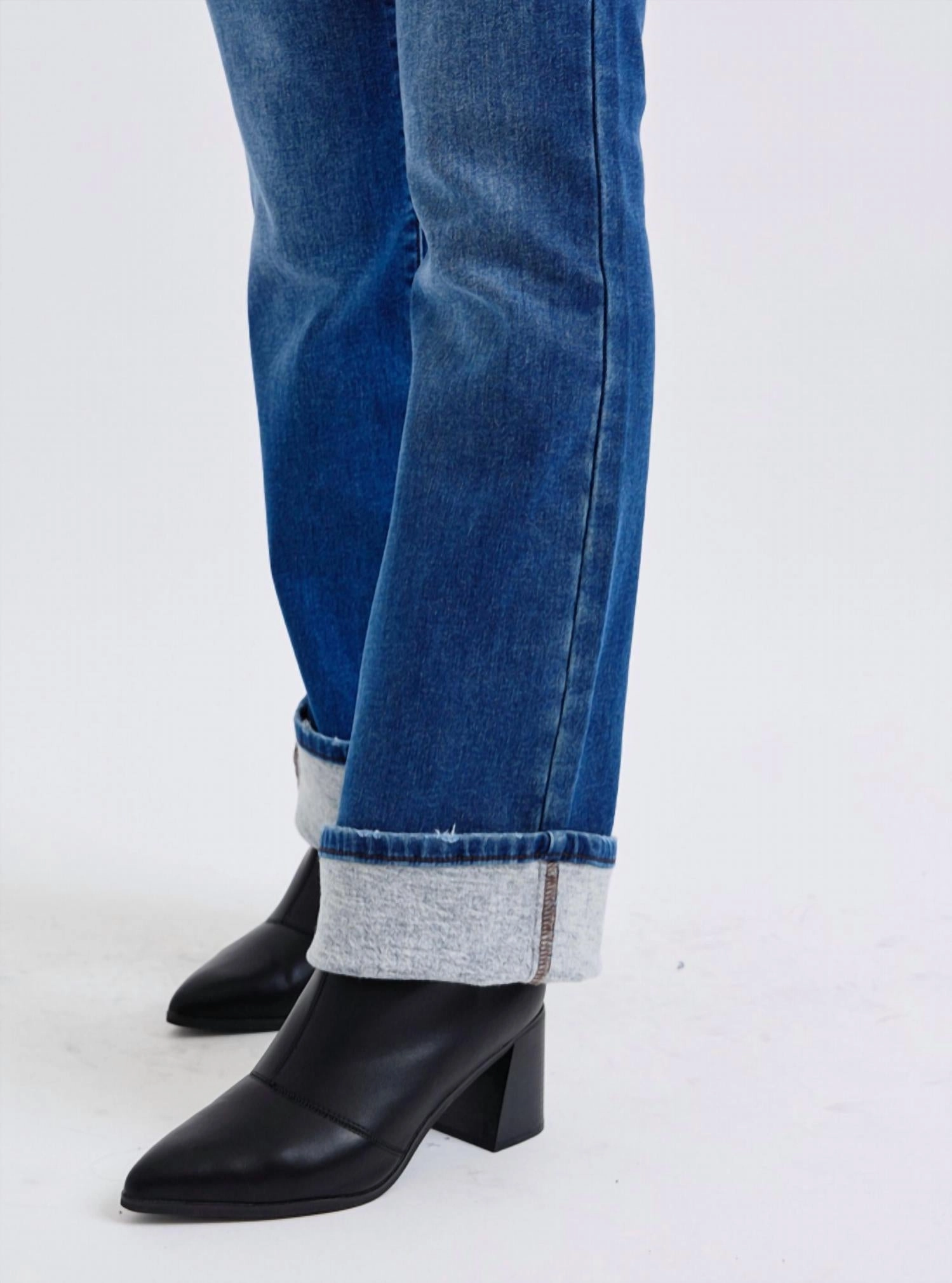 Thermal Bootcut Jean In Dark Wash