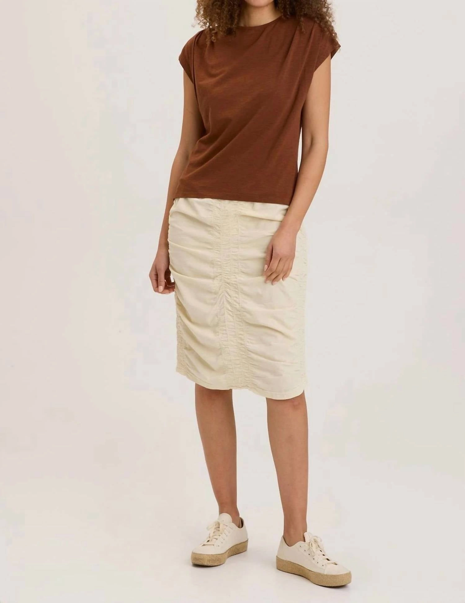 Trace Skirt In Toasted Almond