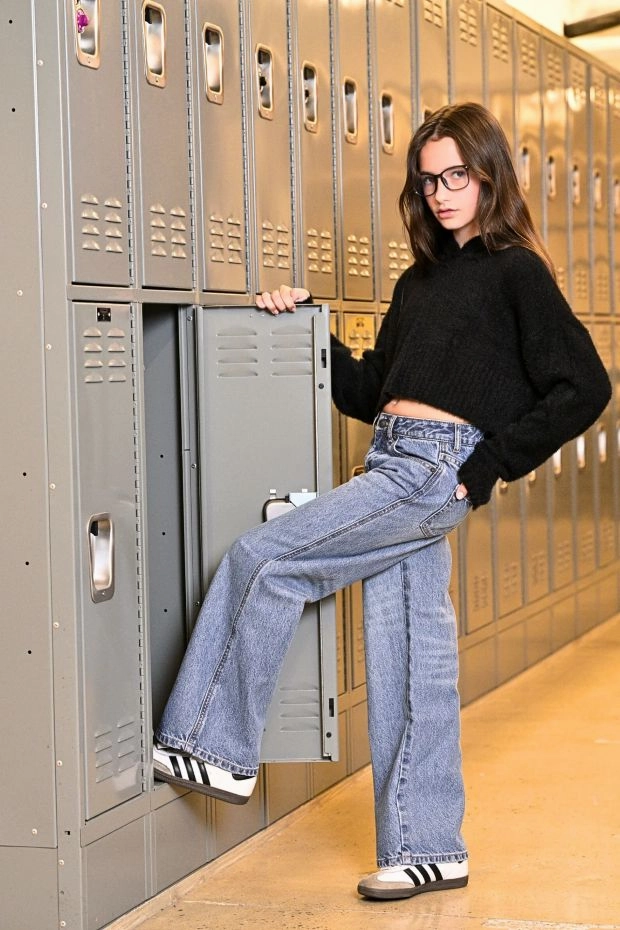 Tween's Chicago Low Rise Jeans In Light Wash