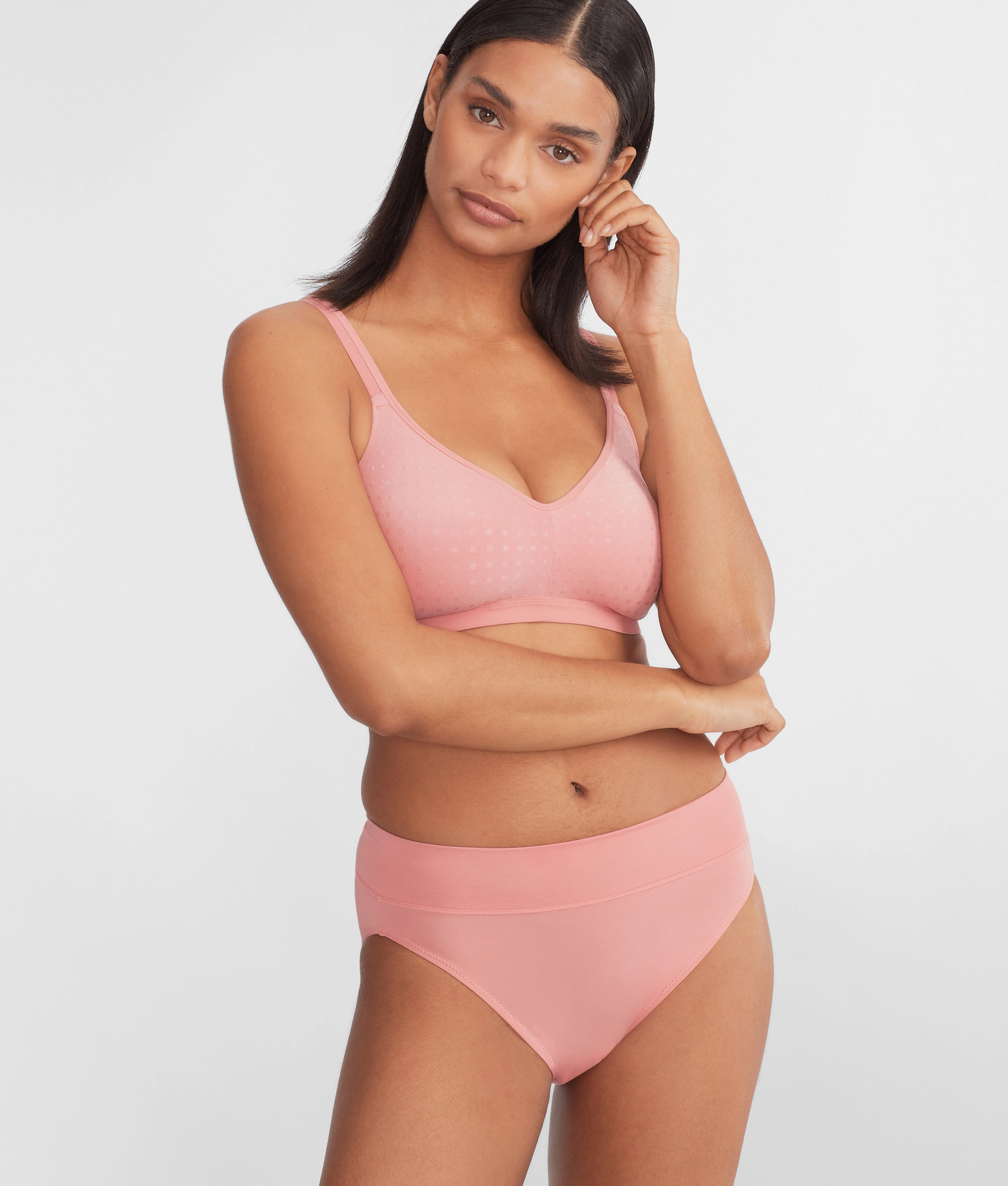 Warner's Women's No Pinching. No Problems. Hi-Cut Brief