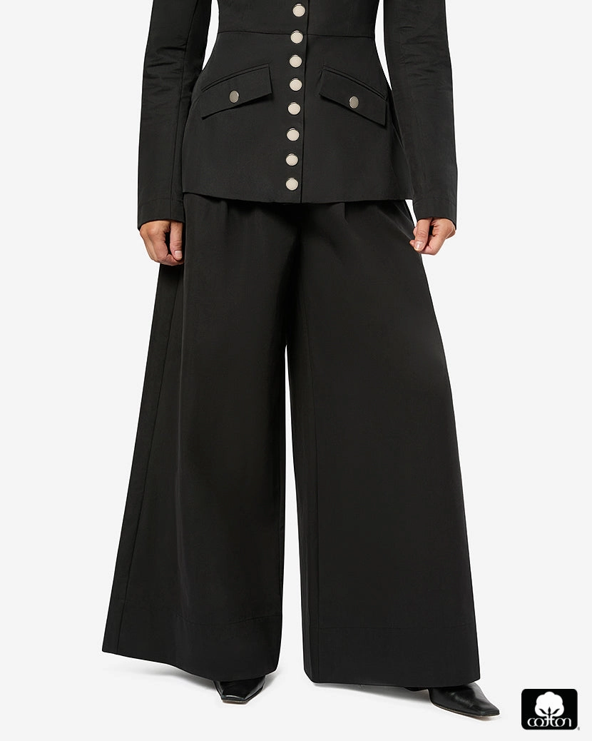 Wide Leg Pleated Trouser
