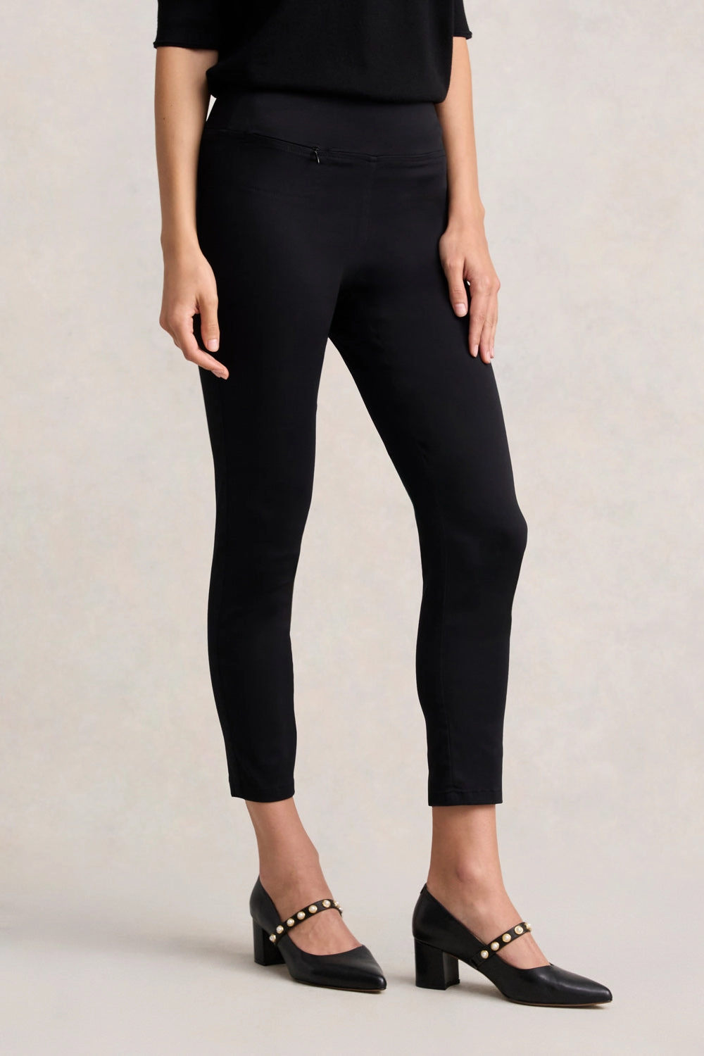 Zip Detail 7/8th Pant - Jet Black